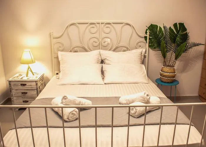 Kamares Suites